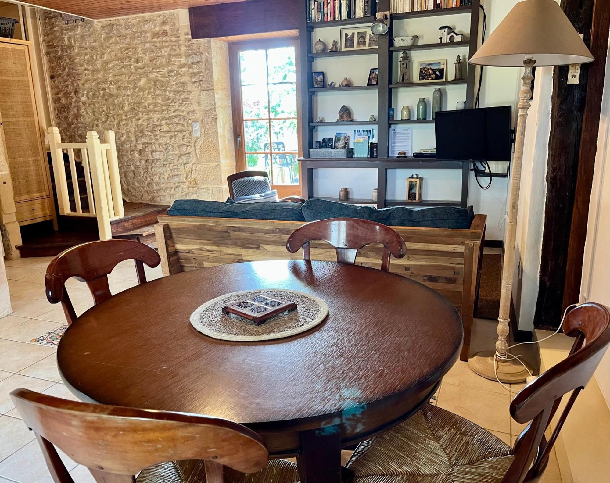 La Vieille Ferme: Superbe Complexe De 3 Gites En Pierre Avec Piscine Au Coeur Du Perigord Noir Saint-Genies Exteriör bild